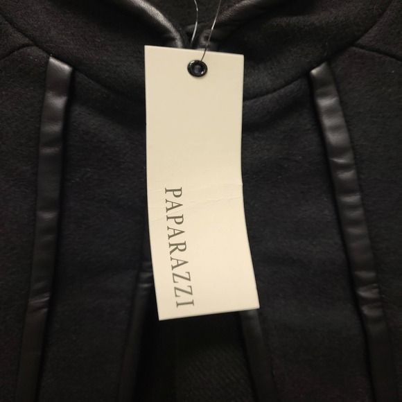 Paparazzi Black Cape L/XL Wool Blend Leather Trim Womens Outerwear Coat Cloak - Picture 4 of 11